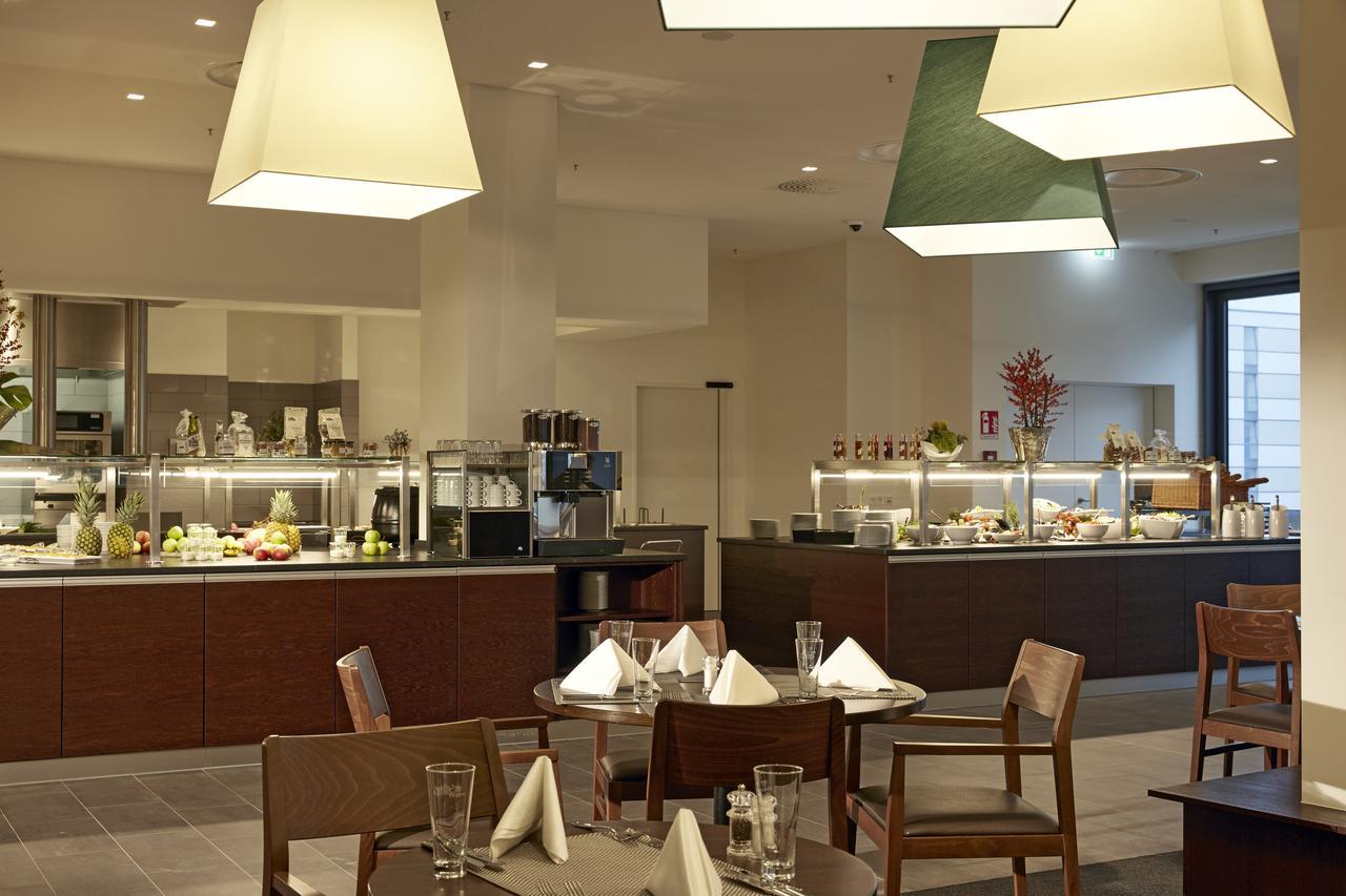 Hyperion Hotel Hamburg Exterior photo The hotel's restaurant