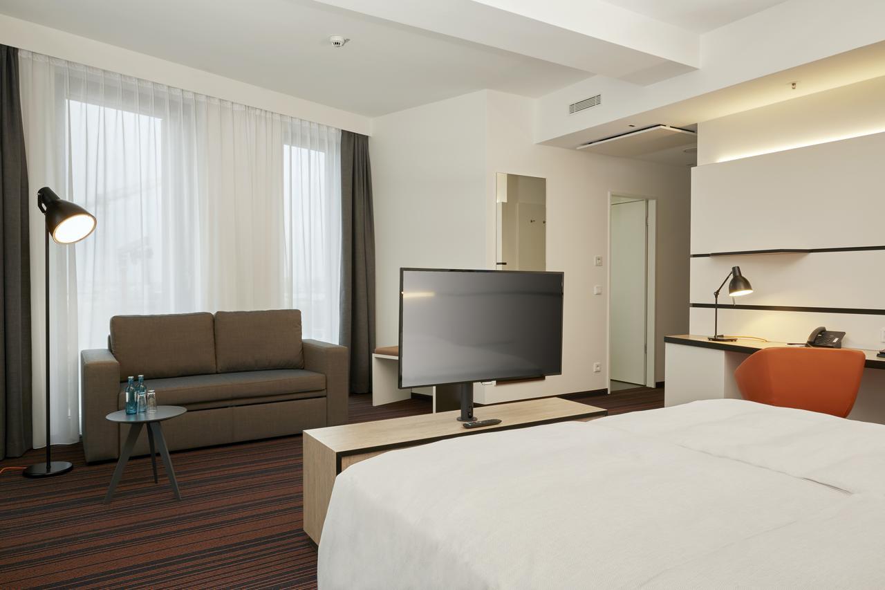 Hyperion Hotel Hamburg Exterior photo A room at the hotel